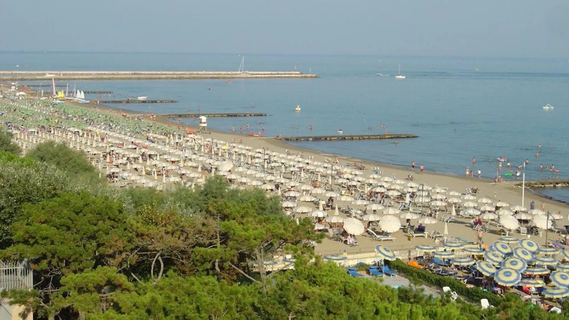 Bright Studio With Terrace And Shared Pool-Beahost Porto Santa Margherita di Caorle 0*,  Italia